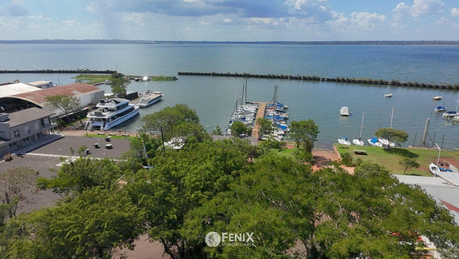TF755 - TERRENO EN VENTA FRENTE AL YATCH CLUB
