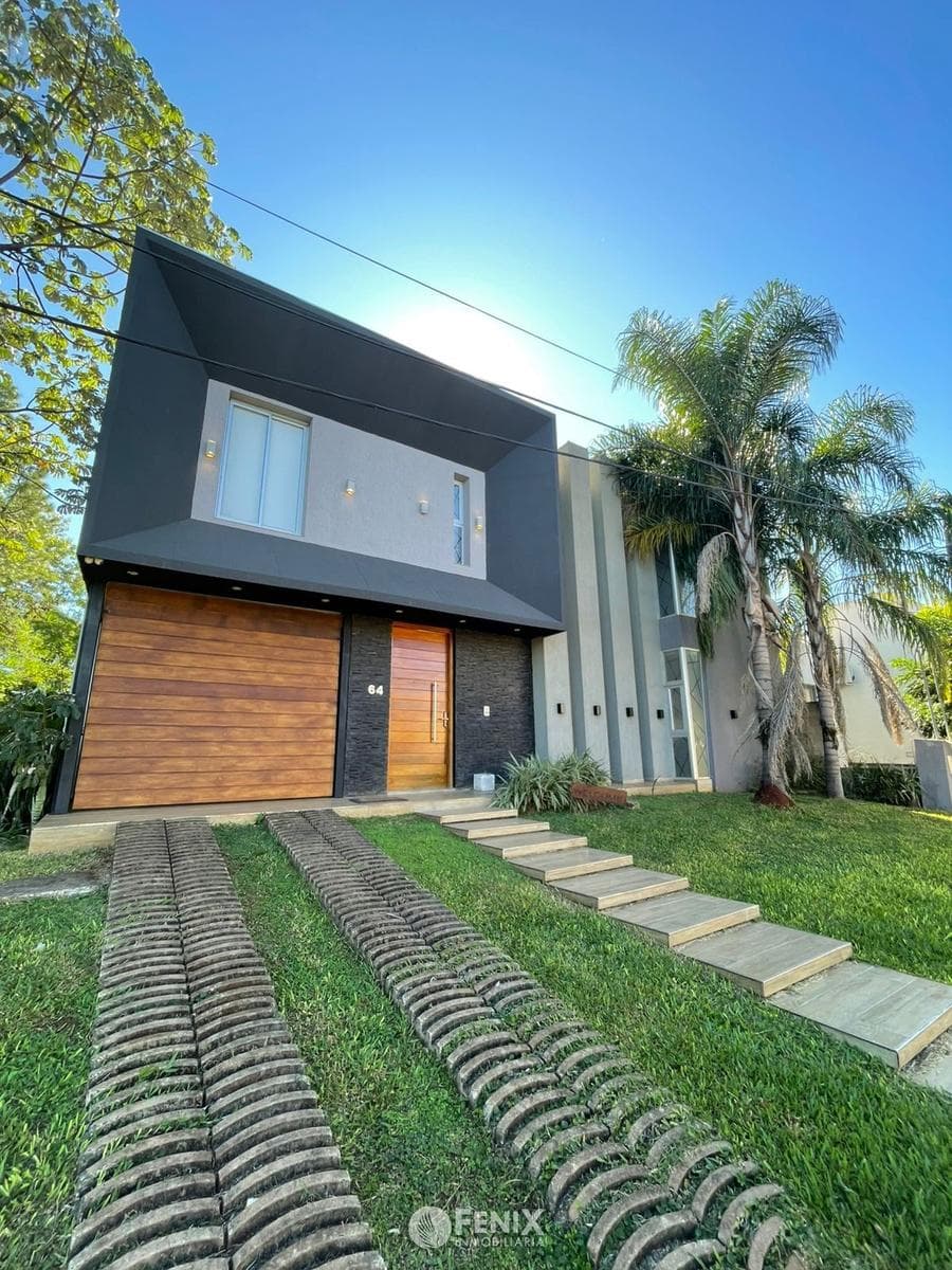CF1229 - CASA EN VENTA - 3 DORMITORIOS - B° PRIVADO PANAMBÍ