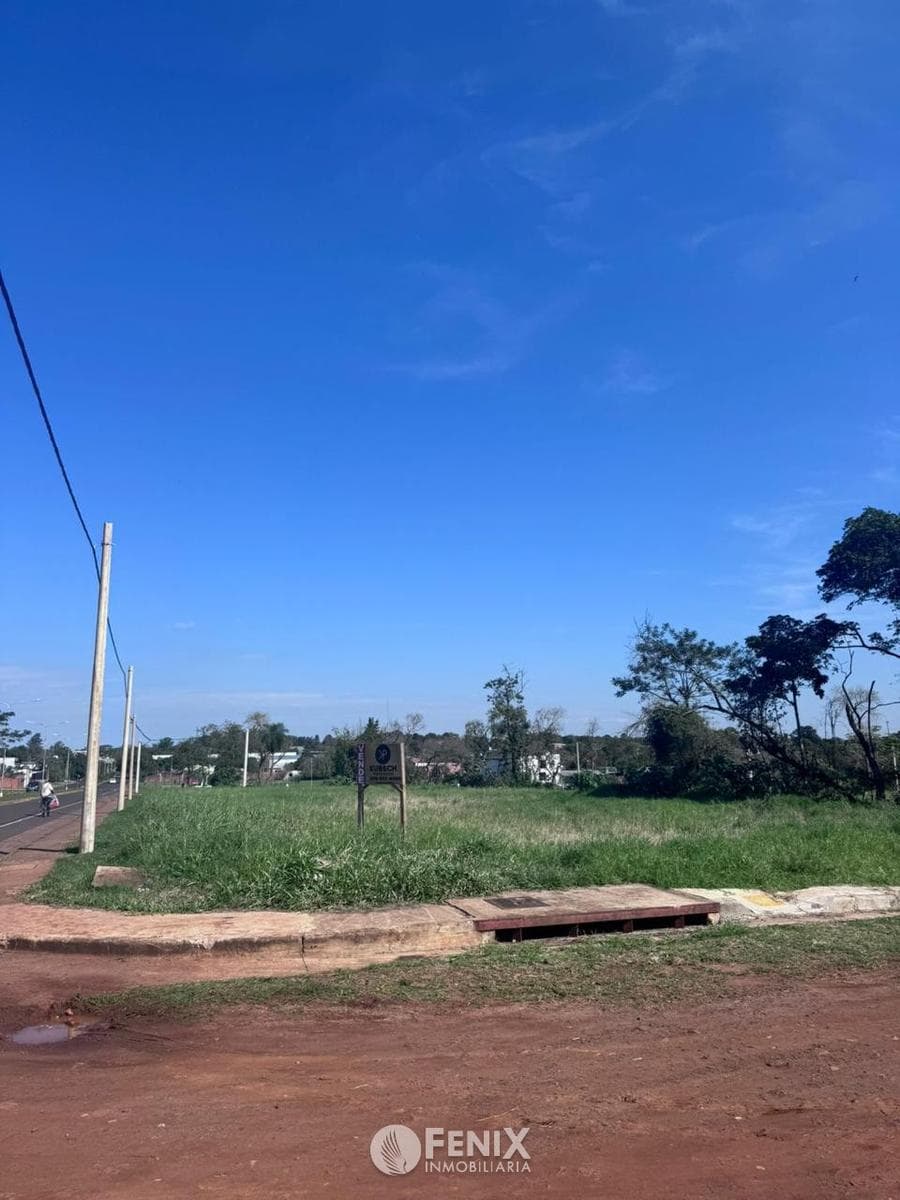 TF802 - TERRENO EN ESQUINA EN VENTA - 345m2 - AV. LAS HERAS Y BUSTAMANTE