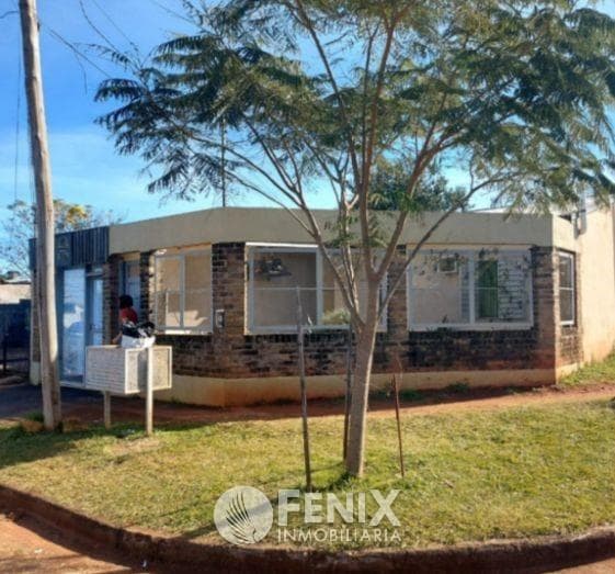 CF1325 - CASA EN VENTA CON LOCAL COMERCIAL - 2 DORMITORIOS - GARUPÁ