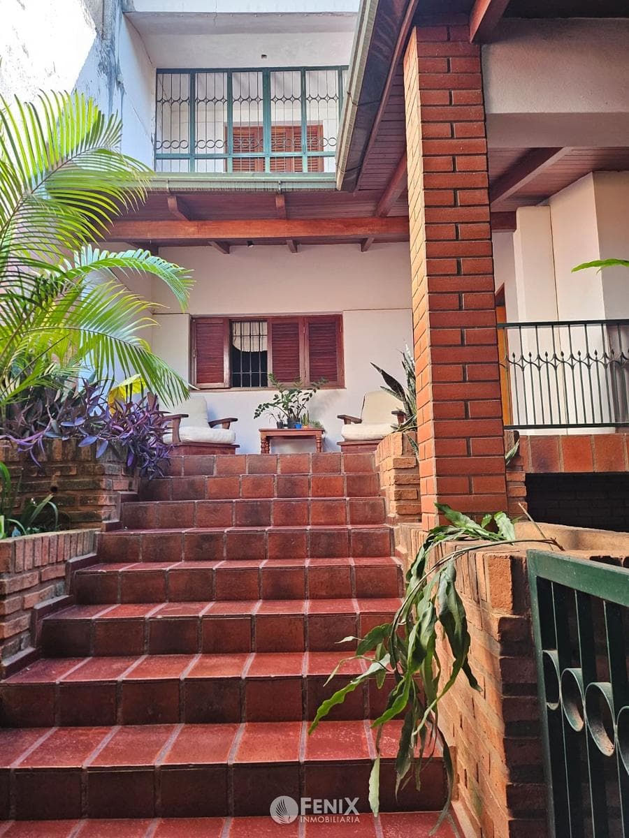 CF1326 - CASA APTA CRÉDITO HIPOTECARIO - 3 DORMITORIOS - ZONA CENTRO