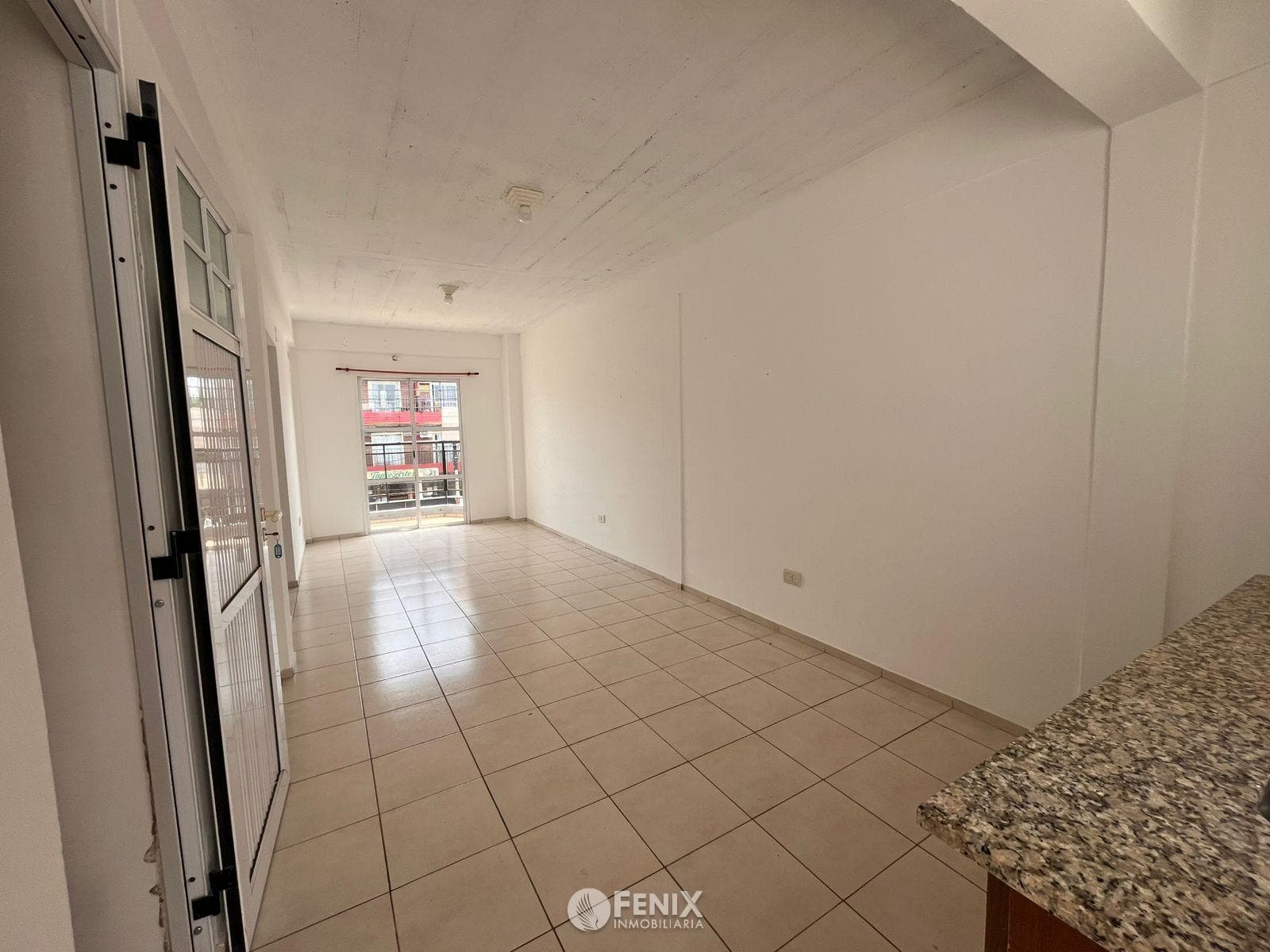DFA409 - MONOAMBIENTE EN ALQUILER - AV. STA. CATALINA Y ALMTE. BROWN