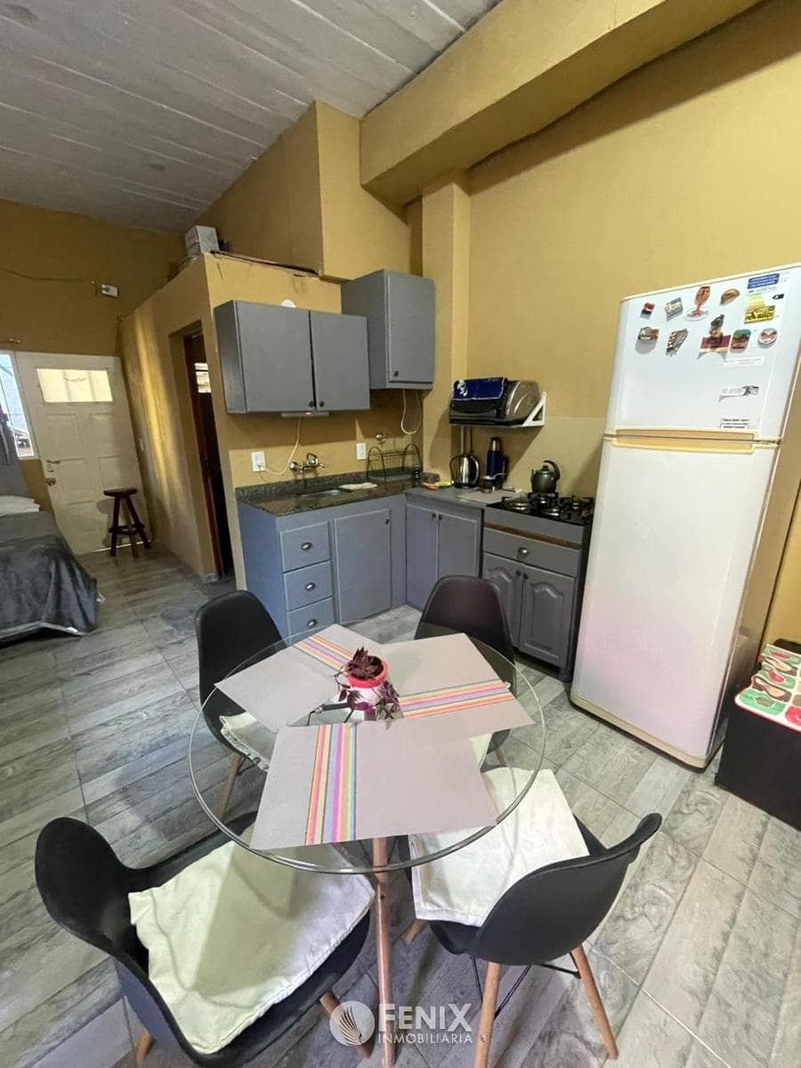 DFA411 - MONOAMBIENTE EN ALQUILER - AV. STA. CATALINA Y STA. CRUZ