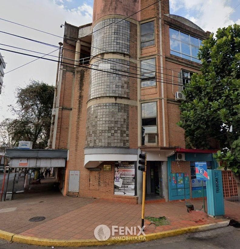 LCF A190 - OFICINAS CÉNTRICAS - FRENTE A LA MUNICIPALIDAD DE POSADAS