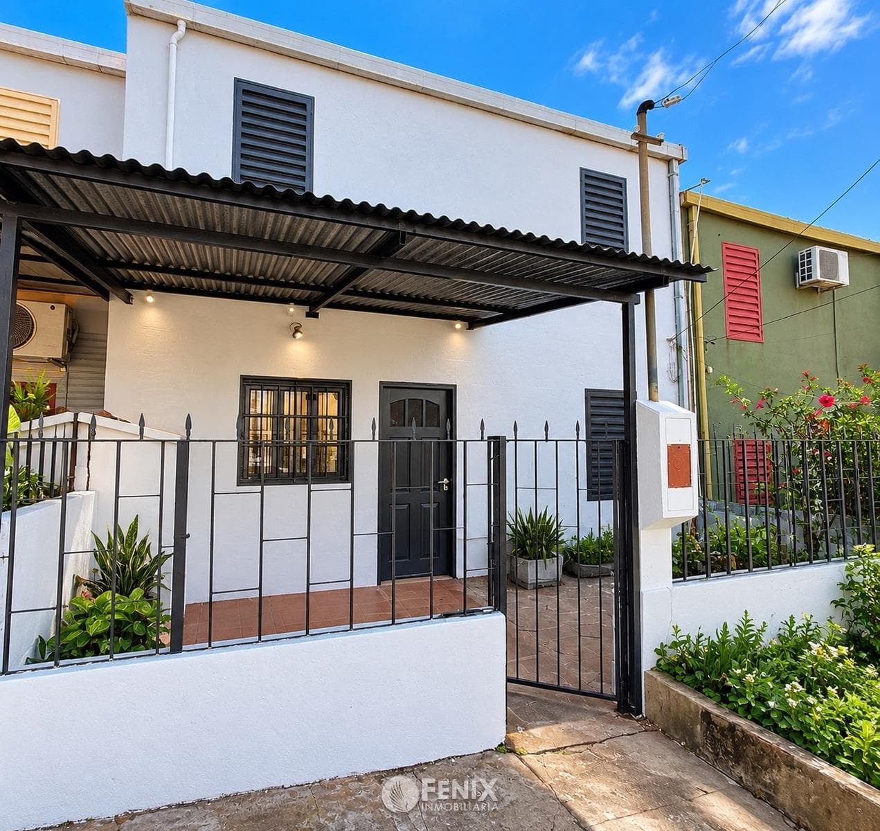 DÚPLEX EN VENTA DE 4 DORMITORIOS CON PATIO - AV. VIVANCO Y LÓPEZ Y PLANES (CF1409)
